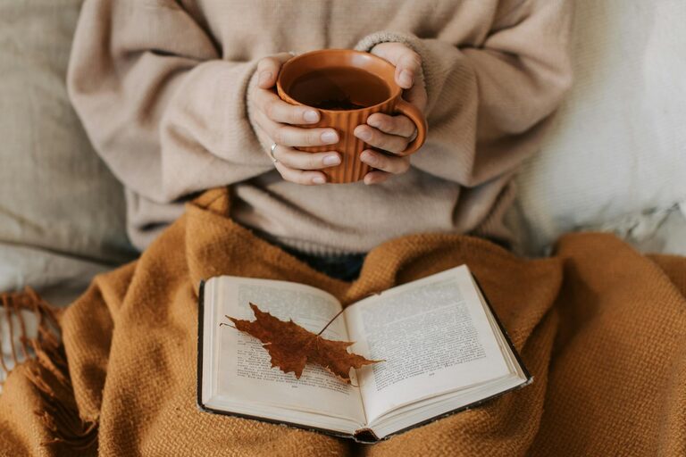 Enjoy Cozy Evenings Without Screens: Creative Ideas for Relaxation